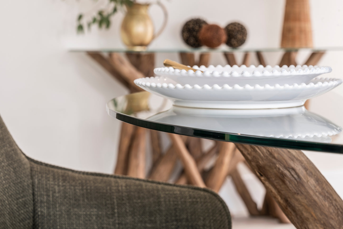 Branchwood Round Dining Table
