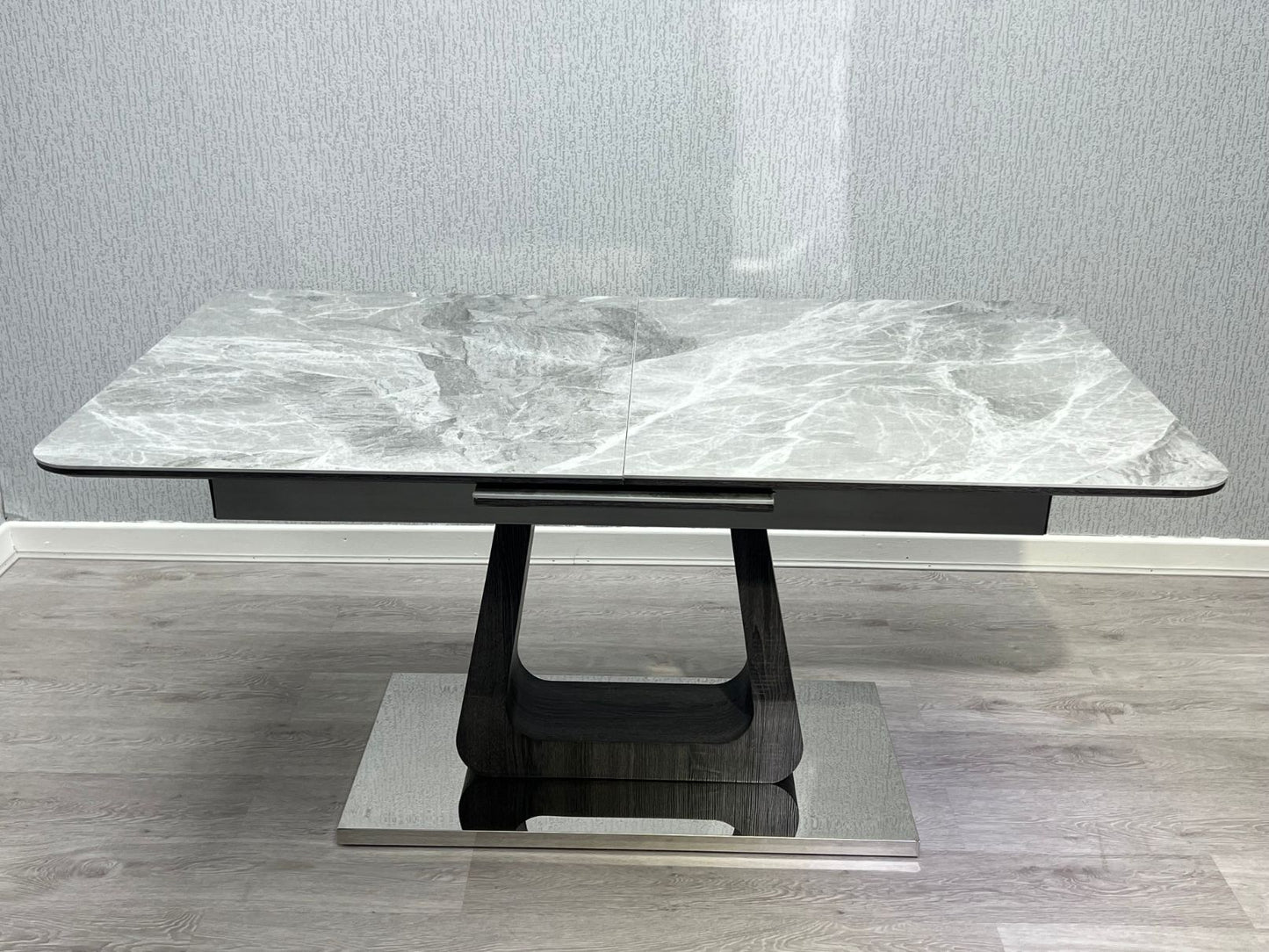 Zermatt Extendable Grey Ceramic Dining Table & 6 Chairs