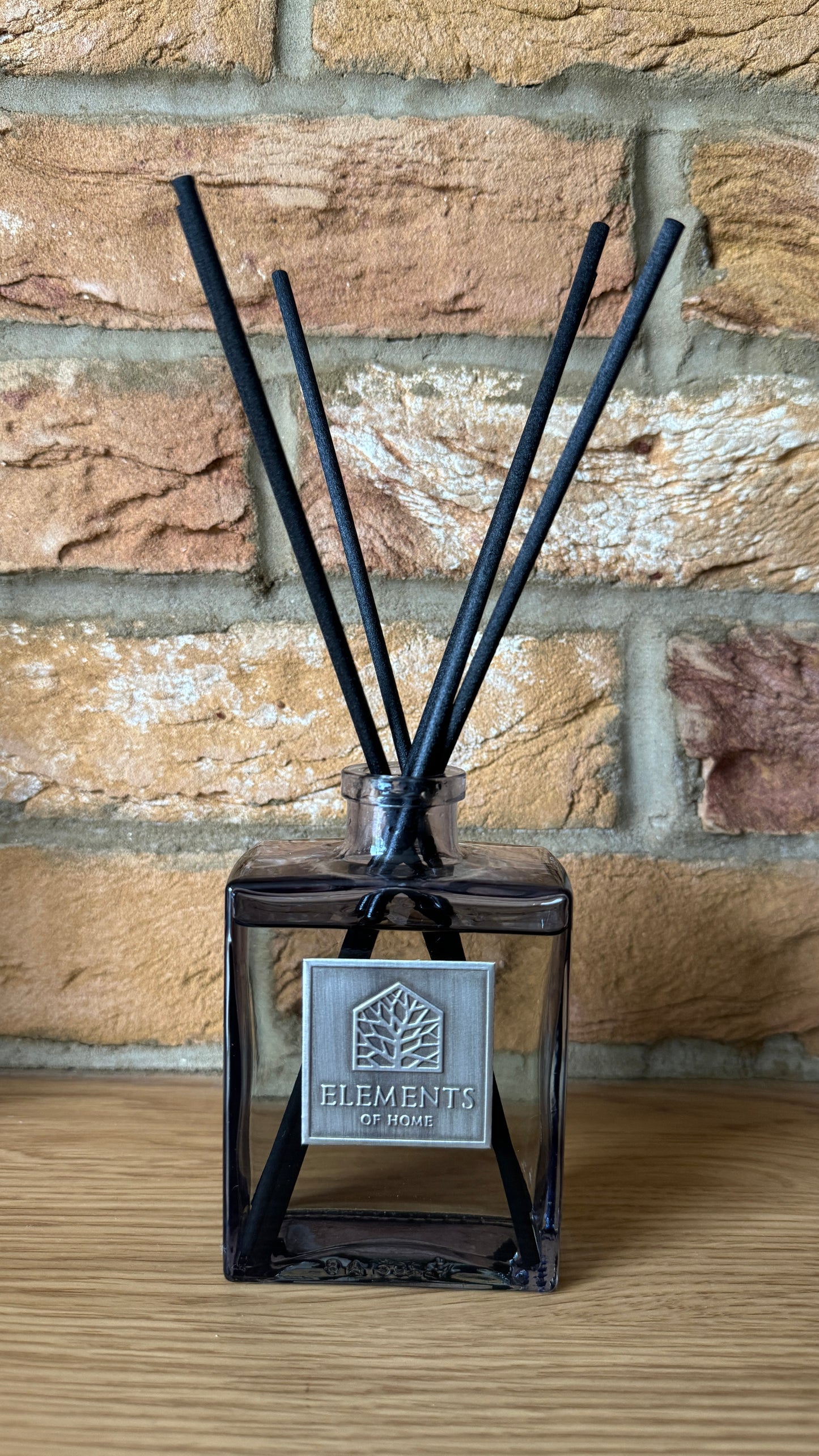 Luxury reed diffuser