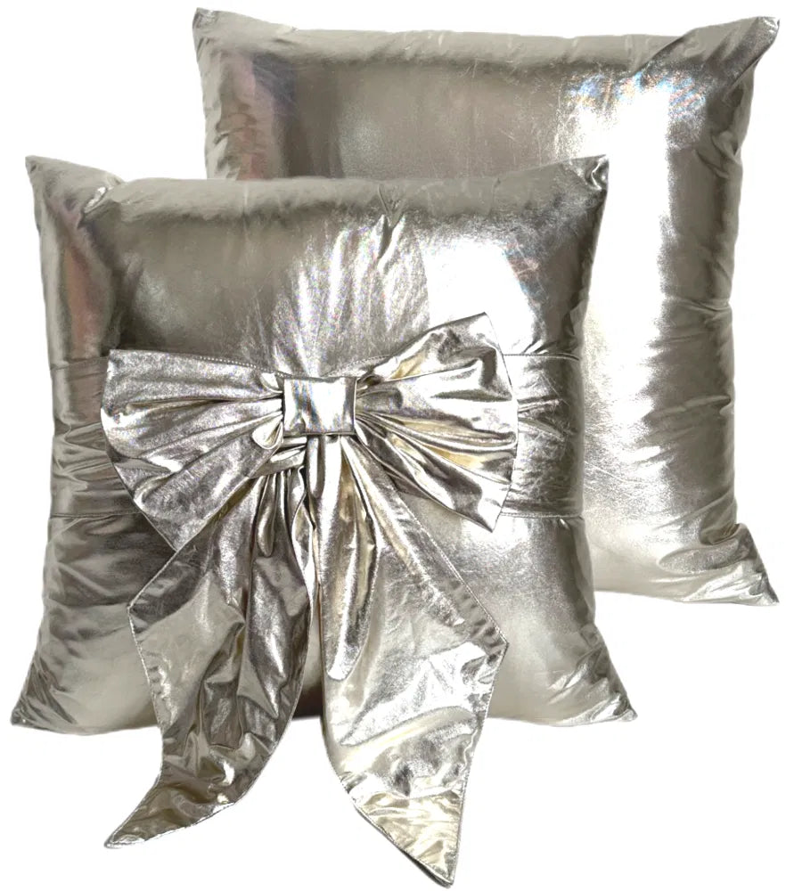 Bow Velvet Cushion