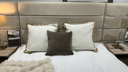 Hugo Cushion Natural